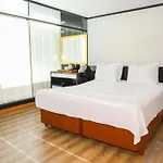 Otel The Hera Platinum