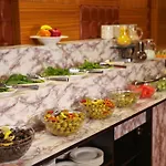 The Hera Platinum Hotel 4*