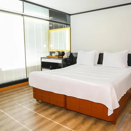 Hotel The Hera Platinum