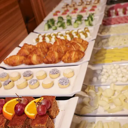 The Hera Platinum Hotel