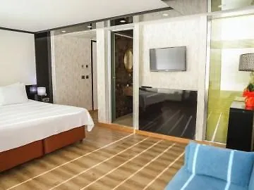 Atasehir Palace