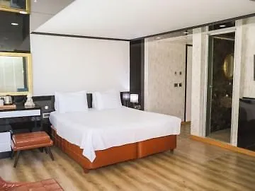 Atasehir Palace