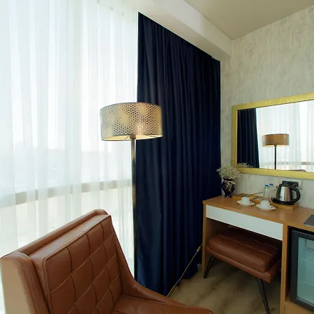 Hotel The Hera Platinum