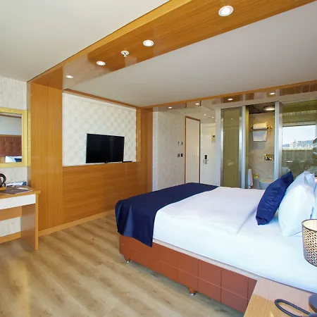 The Hera Platinum Hotel