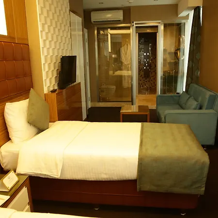 Atasehir Palace Hotel 3*