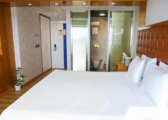 Hotel The Hera Platinum