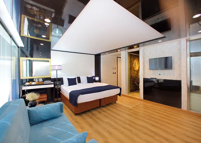 The Hera Platinum Hotel 4*